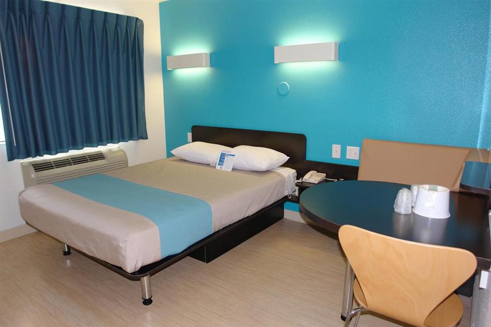 Motel 6-Galveston, Tx Номер фото